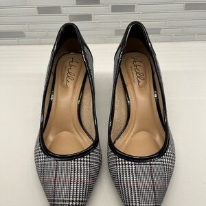 Size 7 Abella thick heeled women’s shoes